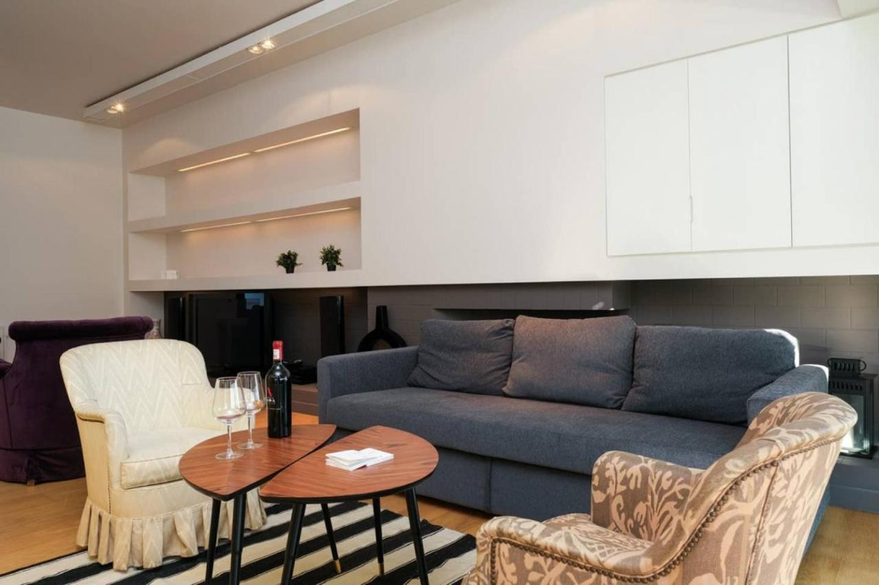 Urban Luxury Homm Apt. In Deinokratous Str. Apartment Athens Ngoại thất bức ảnh