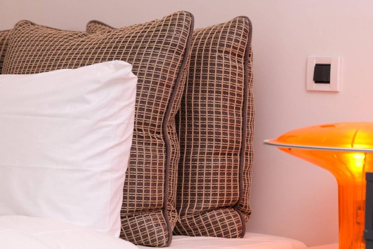 Urban Luxury Homm Apt. In Deinokratous Str. Apartment Athens Ngoại thất bức ảnh